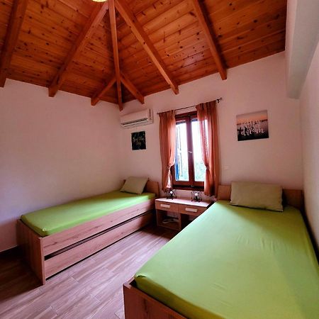 Villa Giannitsa'S House Galaxídhion Esterno foto